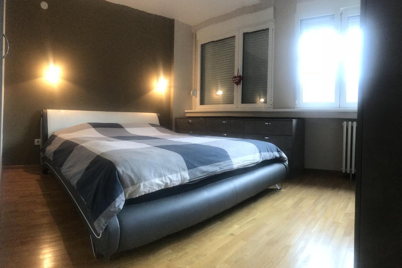 Lovely Apartment Belgrad Exteriör bild